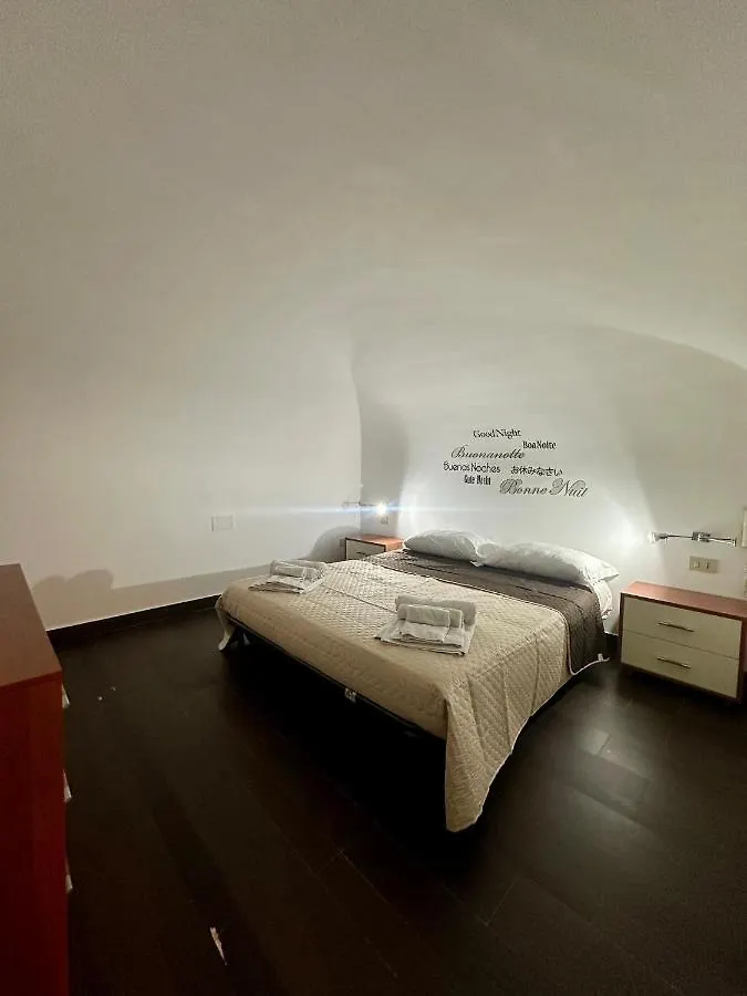 Albanese Apartment パレルモ 0*,  イタリア